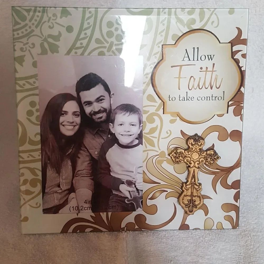 Picture Frame "Allow Faith to Take Control with cross on it